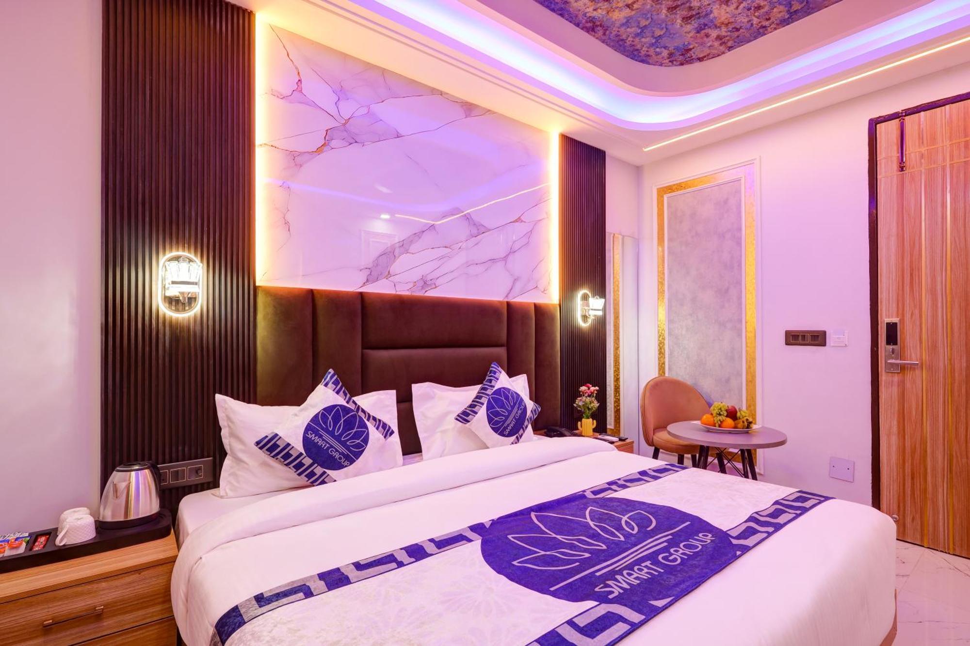 Hotel Armani Suites By Smart Group 뉴델리 외부 사진